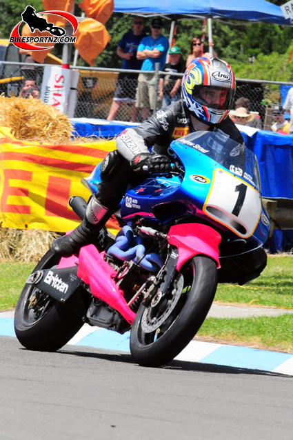 Blast from the Past, Cemetery Circuit photos from the BikesportNZ.com archives