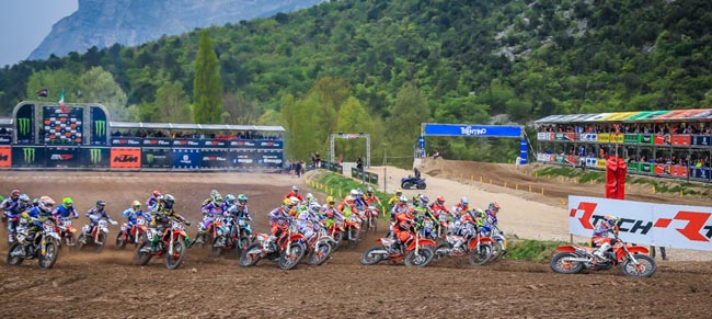 EMX125start1-MXGP-2015-a