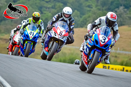 "Best Race Ever" feature item on the BikesportNZ.com web site. Photo by Andy McGechan, BikesportNZ.com