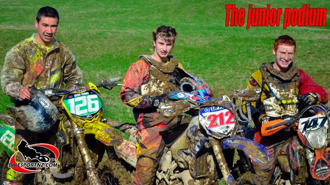 Podium-Juniors-0001-b