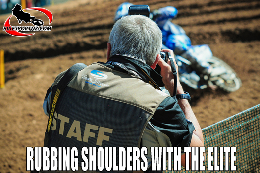 Can you imagine what’s it’s like to be standing among a huge gaggle of the world’s leading photographers at a major international event? You are not able to swing your elbows without hitting one or another of the sport’s legendary camera men and women. Photo by Andy McGechan, BikesportNZ.com 